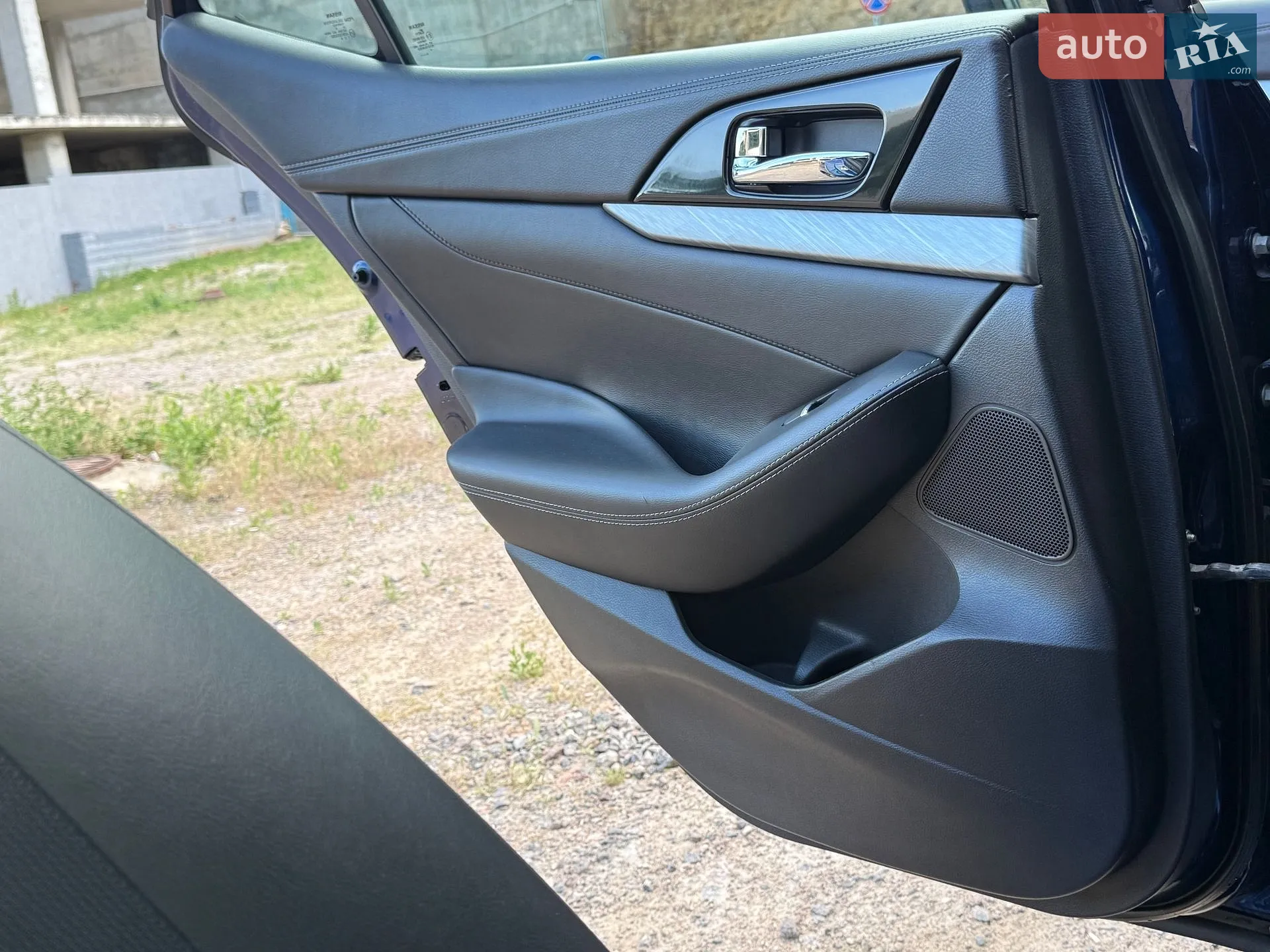 2016 Nissan Maxima - мініатюра 29