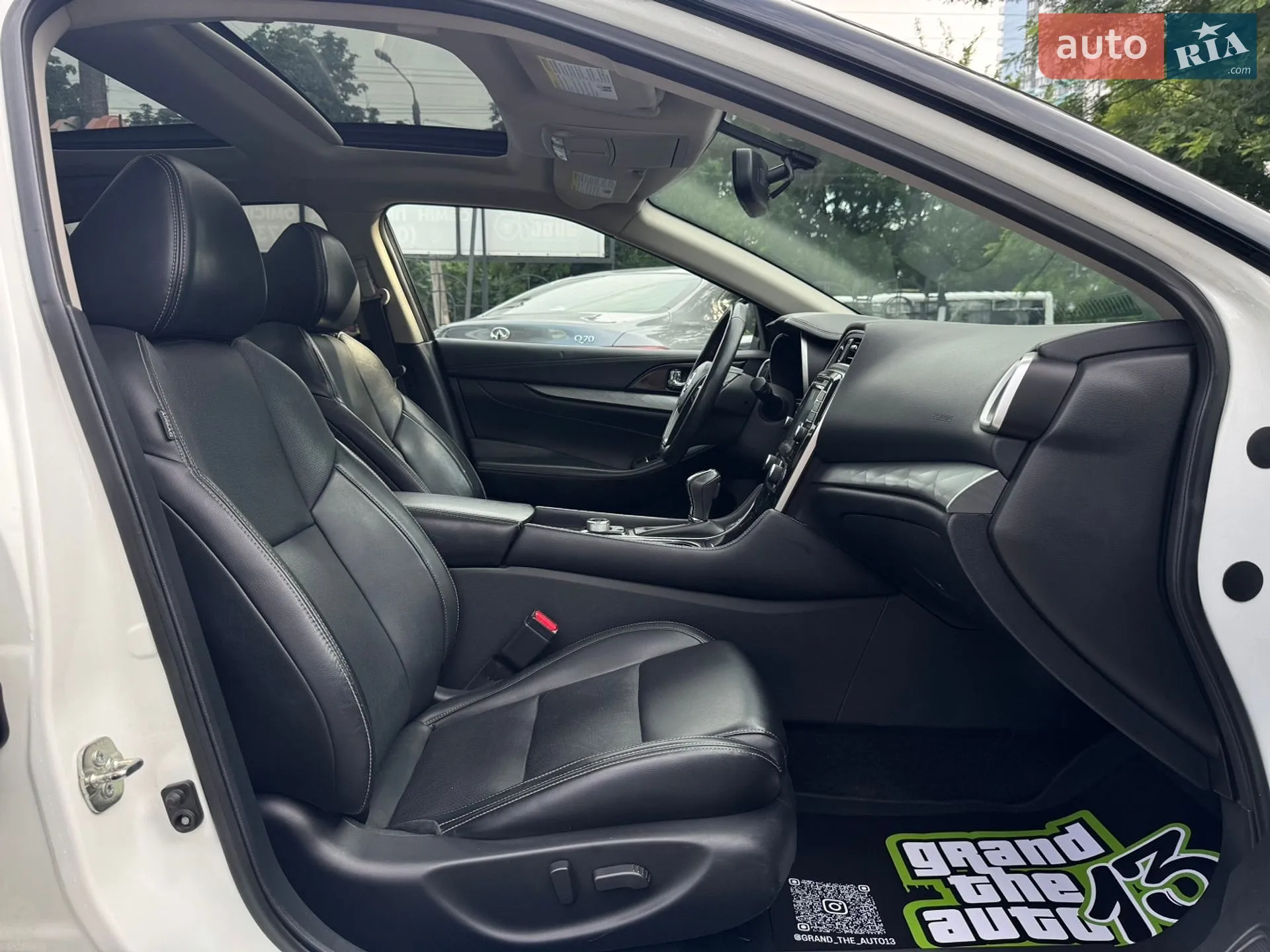 2017 Nissan Maxima - мініатюра 13