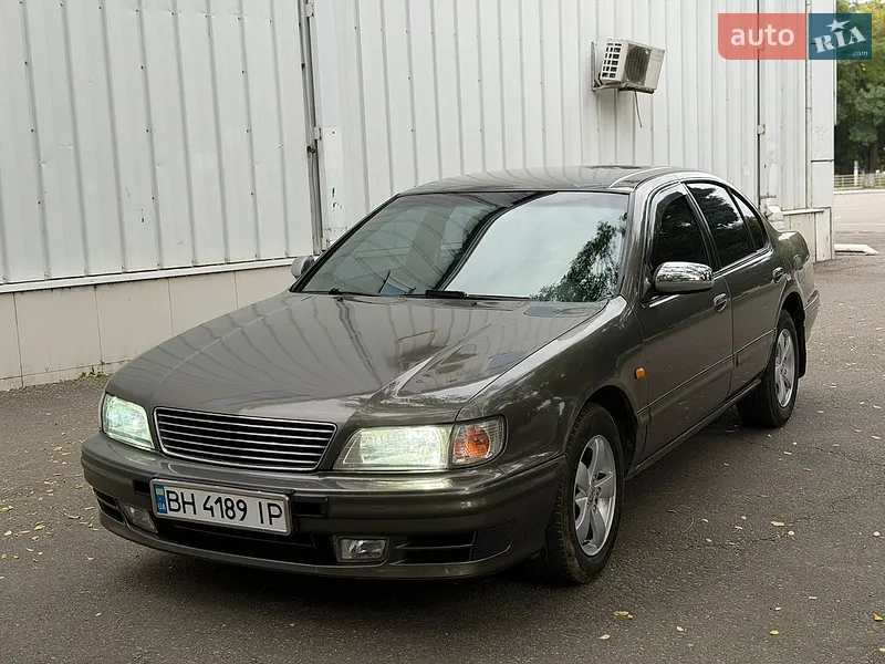Nissan Maxima 1998