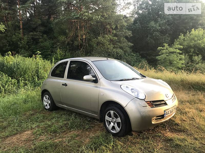 Хэтчбек Nissan Micra 2004 в Киеве