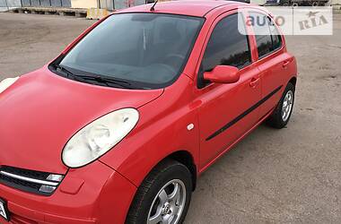 Хетчбек Nissan Micra 2006 в 