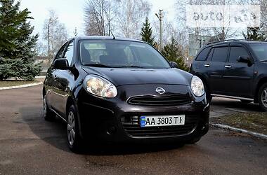 Хетчбек Nissan Micra 2012 в 