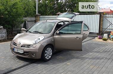 Хэтчбек Nissan Micra 2005 в Смеле