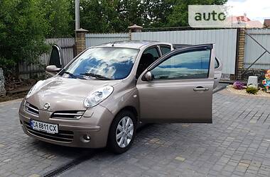 Хэтчбек Nissan Micra 2005 в Смеле