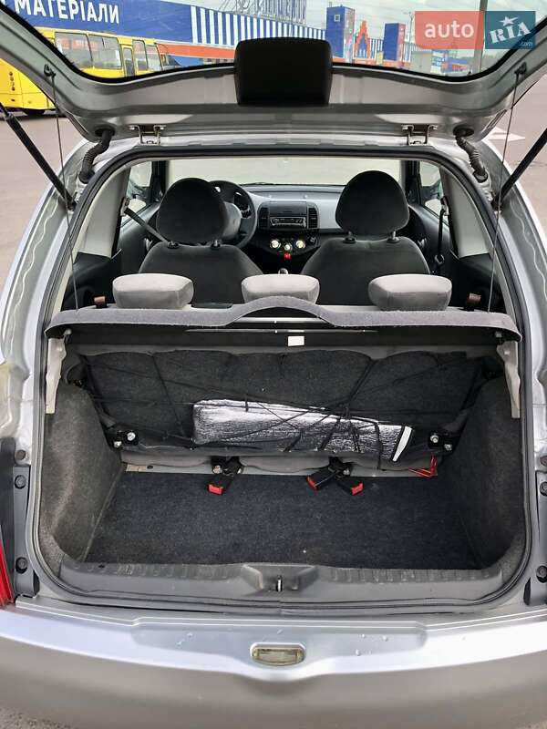 Хетчбек Nissan Micra 2005 в Луцьку