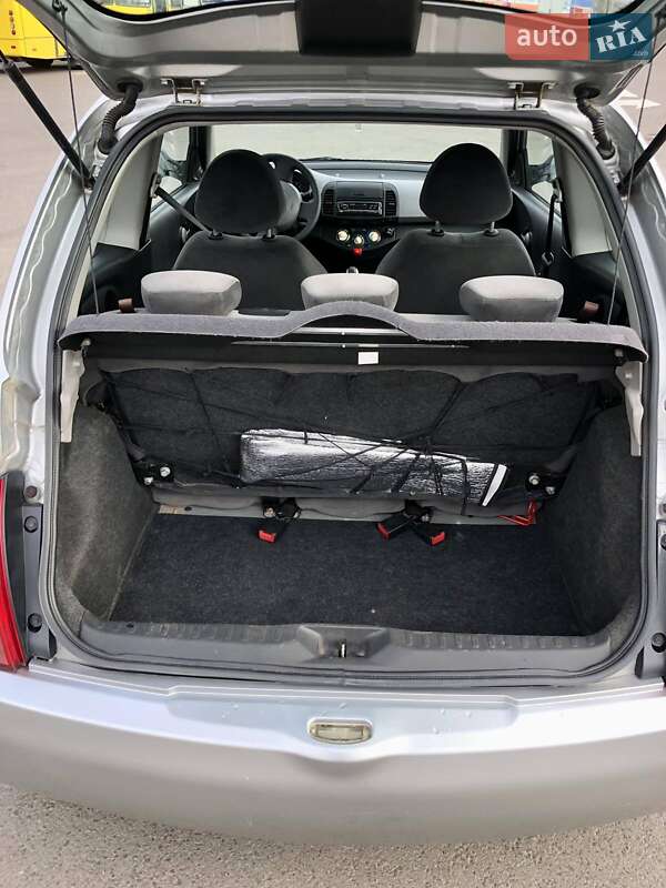 Хетчбек Nissan Micra 2005 в Луцьку