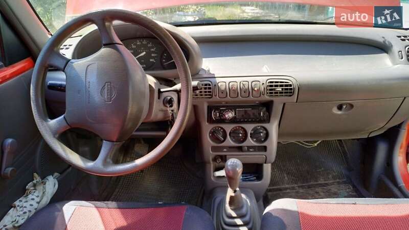 Хетчбек Nissan Micra 1996 в Ладижині