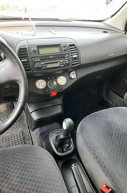 Хэтчбек Nissan Micra 2003 в Кривом Роге