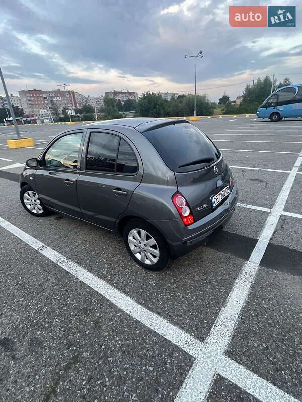 Хетчбек Nissan Micra 2006 в Чернівцях