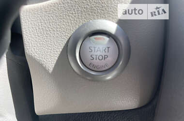 Хетчбек Nissan Micra 2010 в 