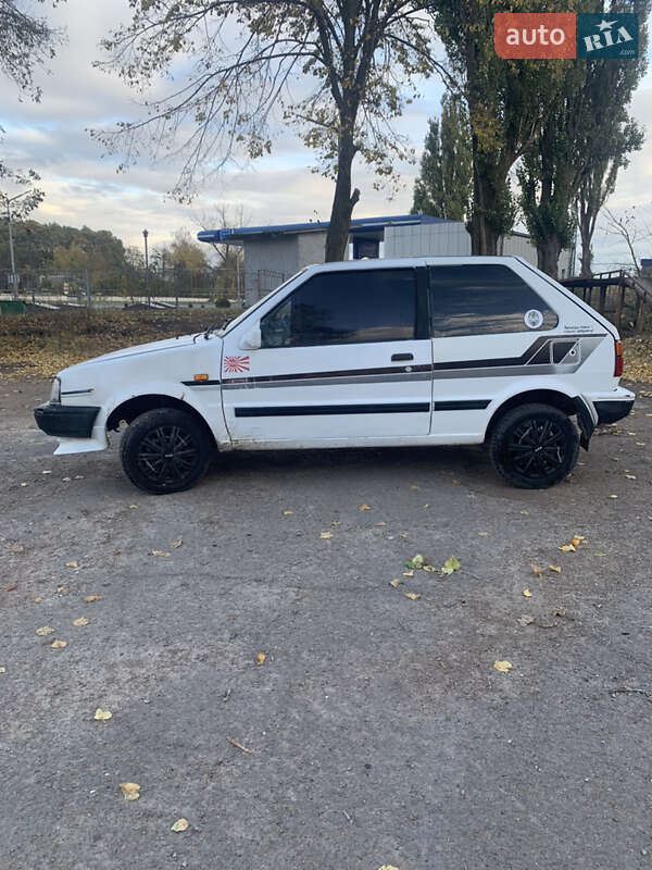 Хетчбек Nissan Micra 1986 в Коростені