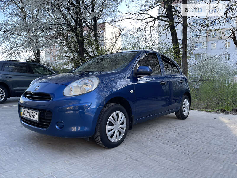 Хэтчбек Nissan Micra 2013 в Тернополе