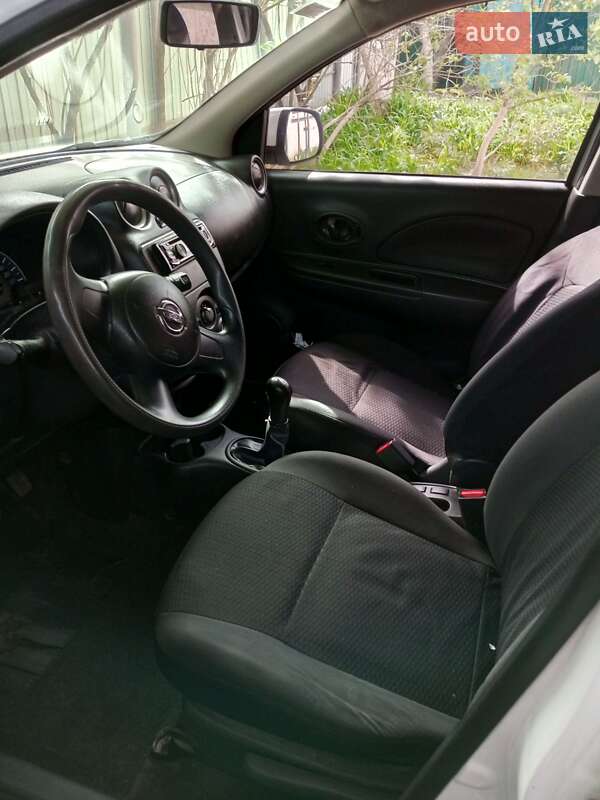 Хетчбек Nissan Micra 2015 в Києві