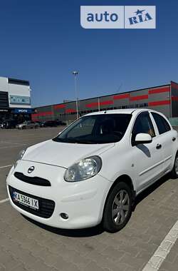 Хэтчбек Nissan Micra 2014 в Киеве