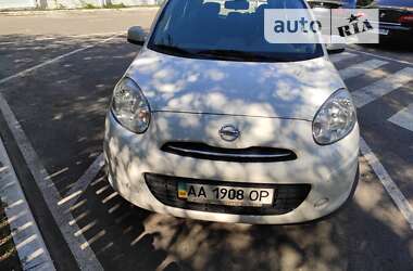 Хэтчбек Nissan Micra 2014 в Киеве