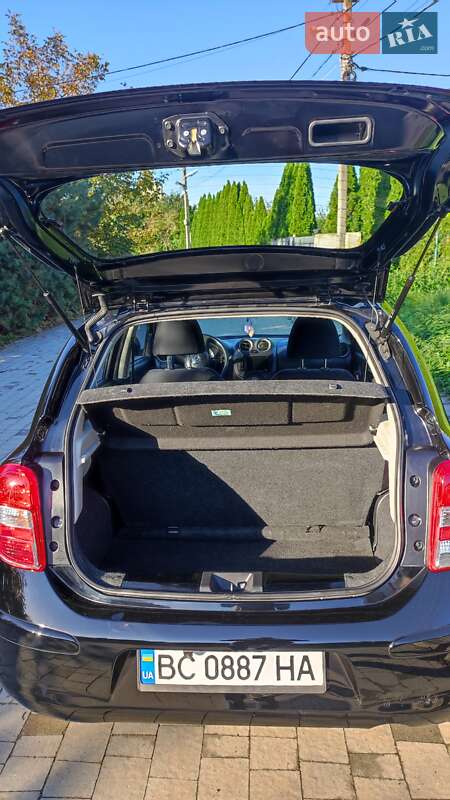 Хэтчбек Nissan Micra 2015 в Львове фото 5 Хэтчбек Nissan Micra 2015 в Львове