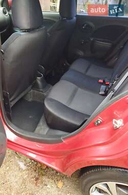 Хэтчбек Nissan Micra 2013 в 