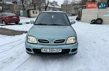 Хетчбек Nissan Micra 2002 в Дніпрі