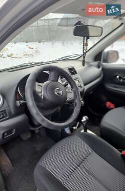 Хэтчбек Nissan Micra 2016 в Фастове