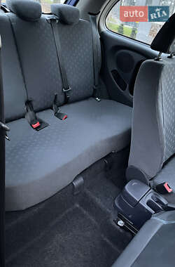 Хэтчбек Nissan Micra 2003 в Львове
