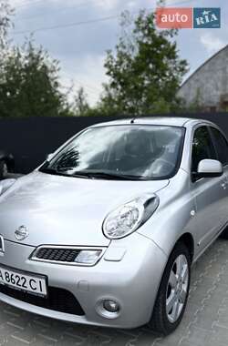 Хетчбек Nissan Micra 2010 в Софіївській Борщагівці