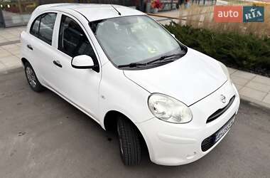 Хетчбек Nissan Micra 2013 в 