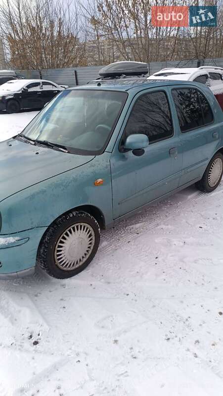 Хетчбек Nissan Micra 2001 в Києві