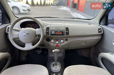 Хэтчбек Nissan Micra 2004 в Черновцах