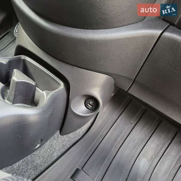 Хэтчбек Nissan Micra 2014 в Бродах фото 30 Хэтчбек Nissan Micra 2014 в Бродах