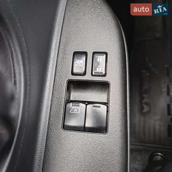 Хэтчбек Nissan Micra 2014 в Бродах фото 35 Хэтчбек Nissan Micra 2014 в Бродах