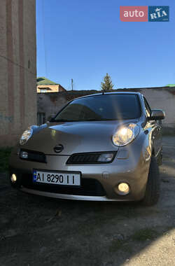 Хэтчбек Nissan Micra 2010 в 
