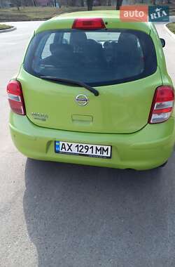 Хэтчбек Nissan Micra 2013 в 