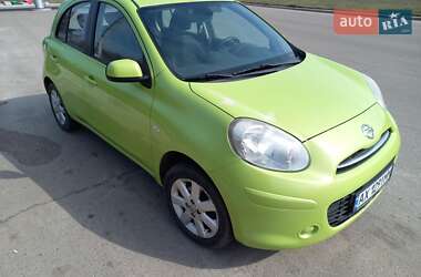 Хэтчбек Nissan Micra 2013 в 