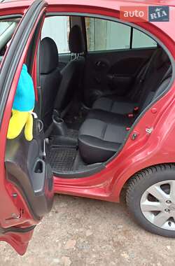 Хэтчбек Nissan Micra 2013 в Чернигове
