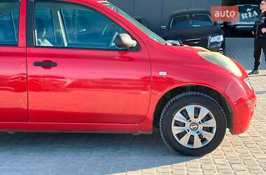 Хэтчбек Nissan Micra 2009 в 