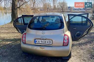 Хетчбек Nissan Micra 2004 в 