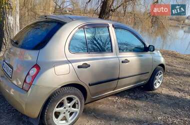 Хетчбек Nissan Micra 2004 в 