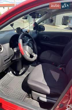 Хетчбек Nissan Micra 2015 в Києві