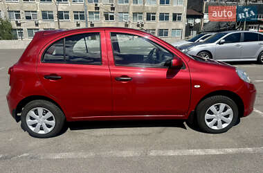 Хэтчбек Nissan Micra 2014 в 