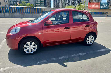 Хэтчбек Nissan Micra 2014 в 