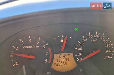 Хэтчбек Nissan Micra 2007 в 