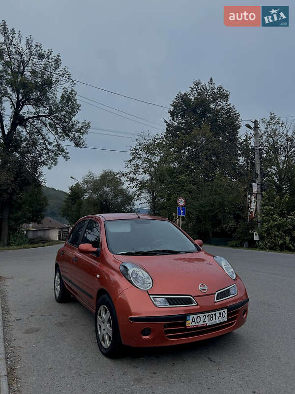 Хэтчбек Nissan Micra 2008 в Сваляве