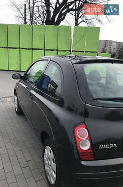 Хэтчбек Nissan Micra 2006 в 