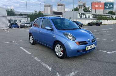 Хетчбек Nissan Micra 2004 в 