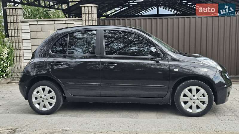 Хэтчбек Nissan Micra 2008 в Каменском