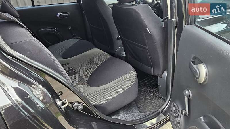 Хэтчбек Nissan Micra 2008 в Каменском