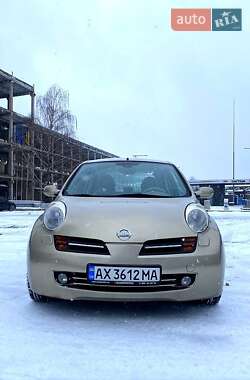 Хэтчбек Nissan Micra 2004 в 