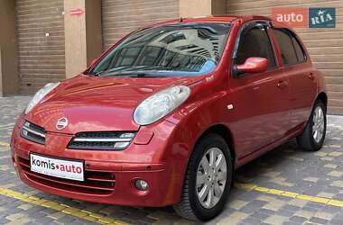 Хетчбек Nissan Micra 2005 в 