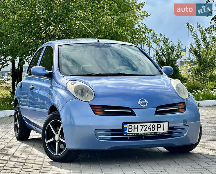 Хетчбек Nissan Micra 2004 в Кропивницькому