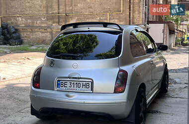 Хэтчбек Nissan Micra 2003 в 